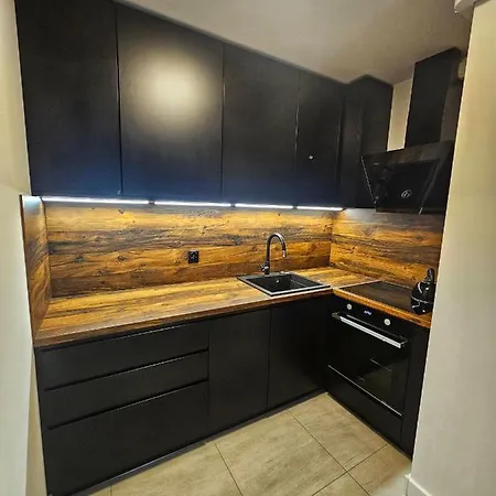 Latarnikow Apartment Danzig