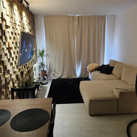 Latarnikow Apartment Danzig